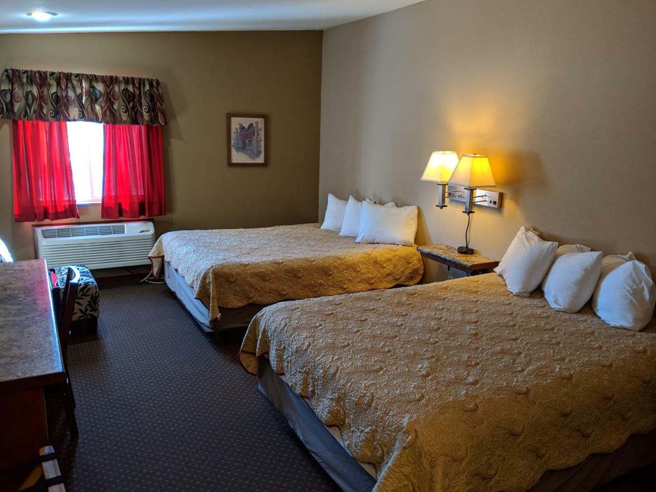 Sagebrush Inn & Suites Broadus Exteriör bild