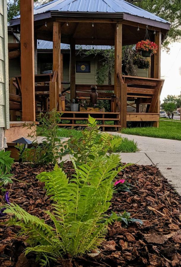 Sagebrush Inn & Suites Broadus Exteriör bild