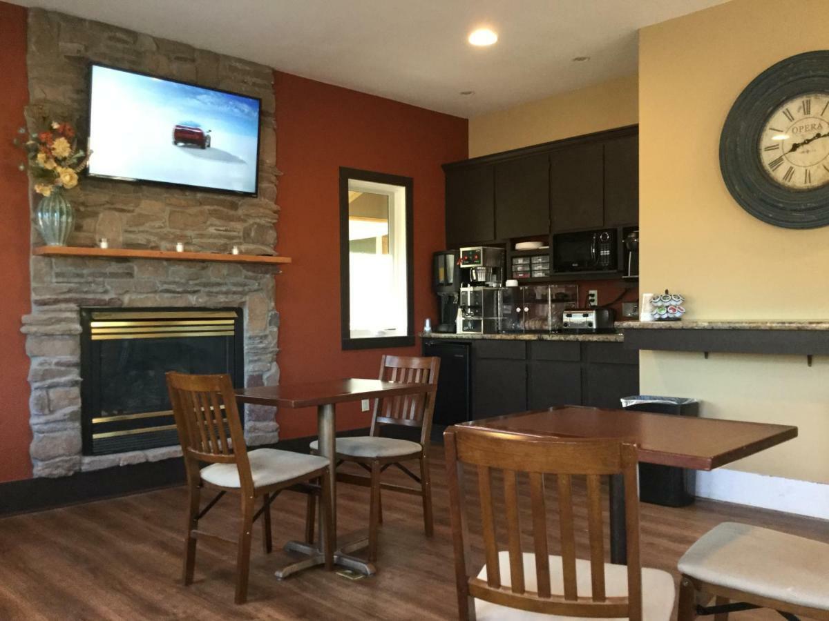 Sagebrush Inn & Suites Broadus Exteriör bild